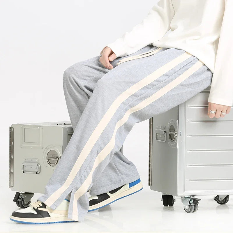 CloudEase Striped Joggers™